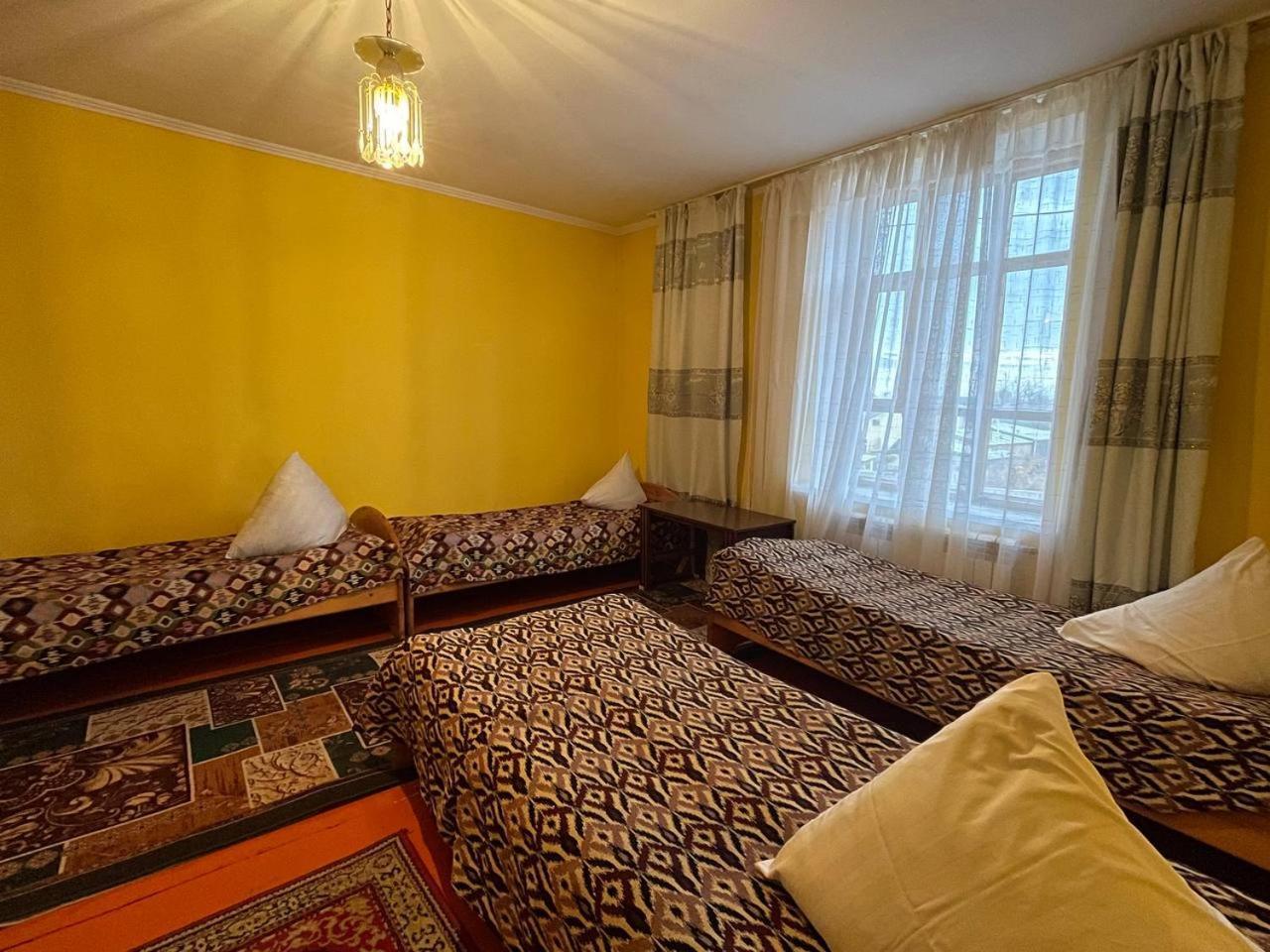 Otel Issyk-Kul Karakol Exterior photo