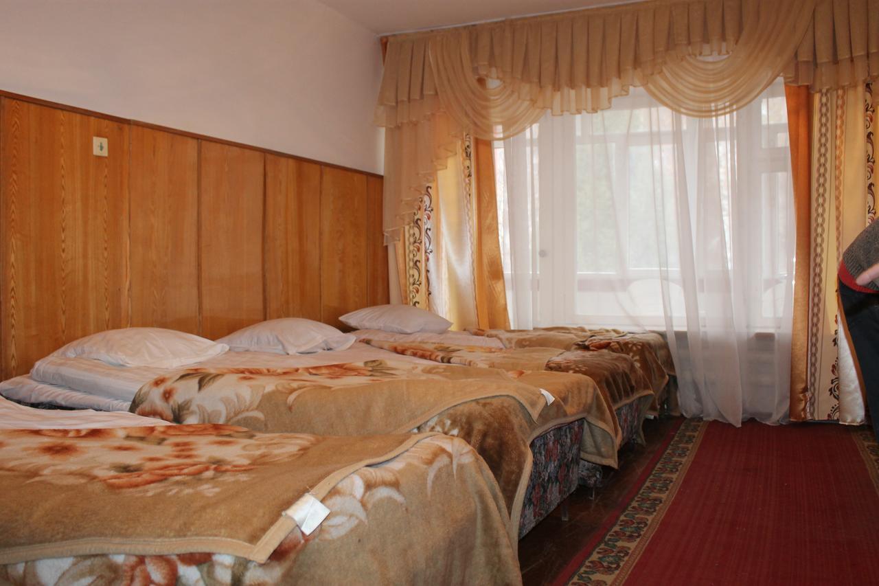 Otel Issyk-Kul Karakol Exterior photo